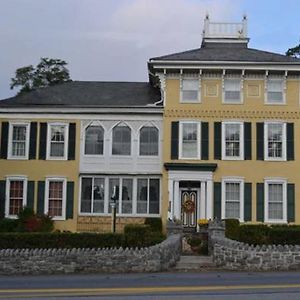 Ej Bowman House Bed & Breakfast